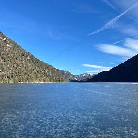 Seehotel & Seeapartments Kaerntnerhof- Direkt Am See! Weissensee Exteriör bild