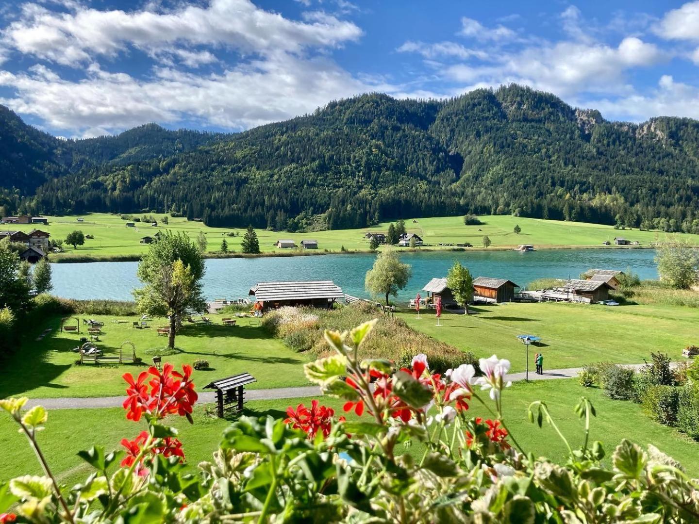 Seehotel & Seeapartments Kaerntnerhof- Direkt Am See! Weissensee Exteriör bild