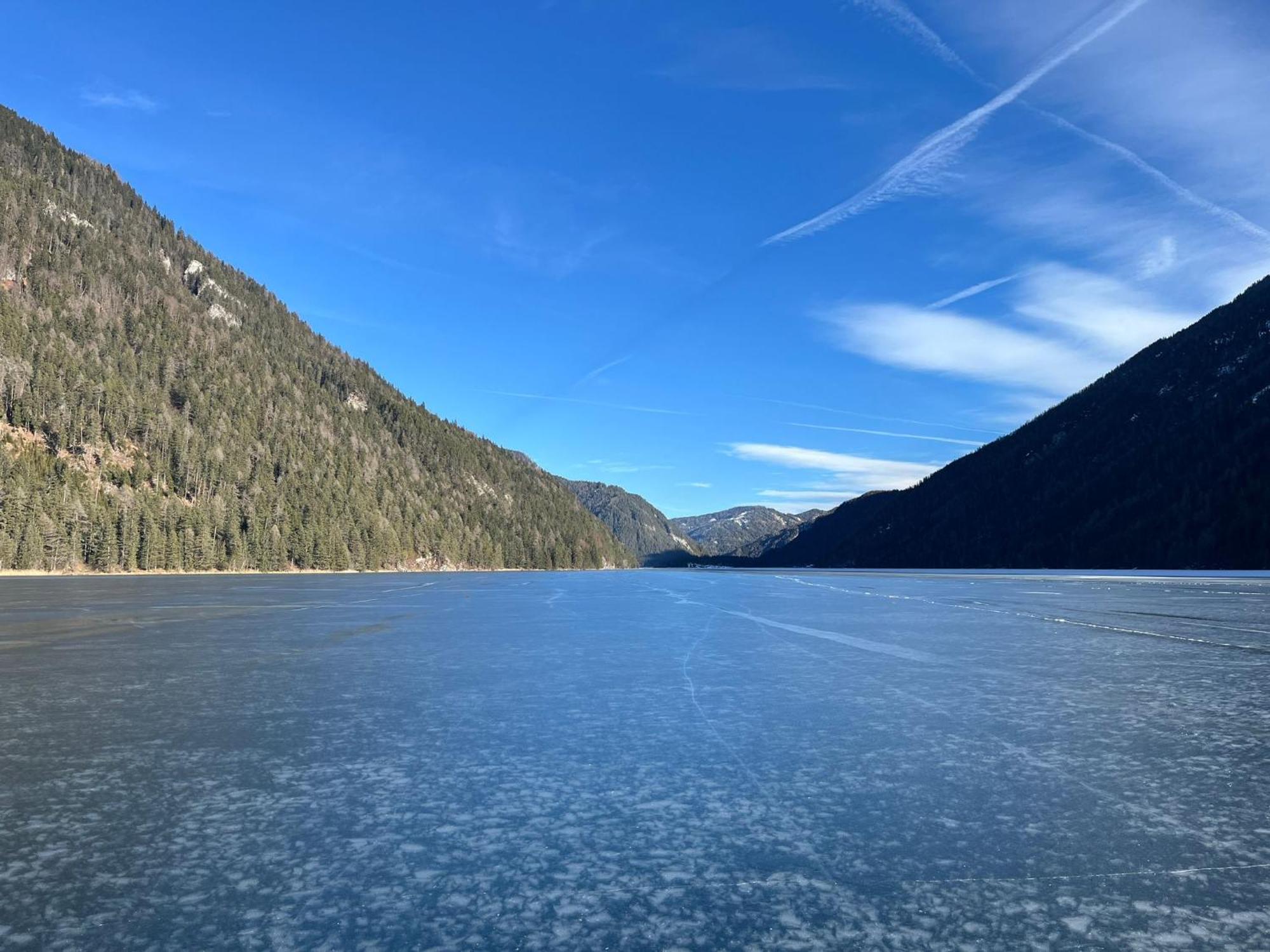 Seehotel & Seeapartments Kaerntnerhof- Direkt Am See! Weissensee Exteriör bild